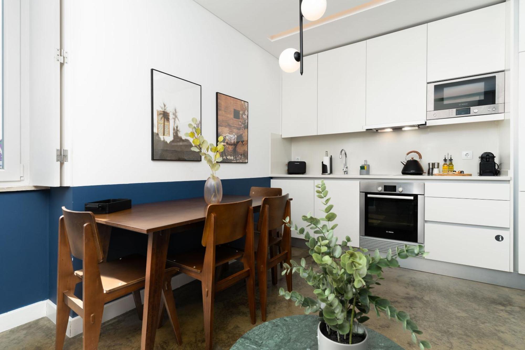 Limehome Lisbon Calcada Do Cardeal מראה חיצוני תמונה