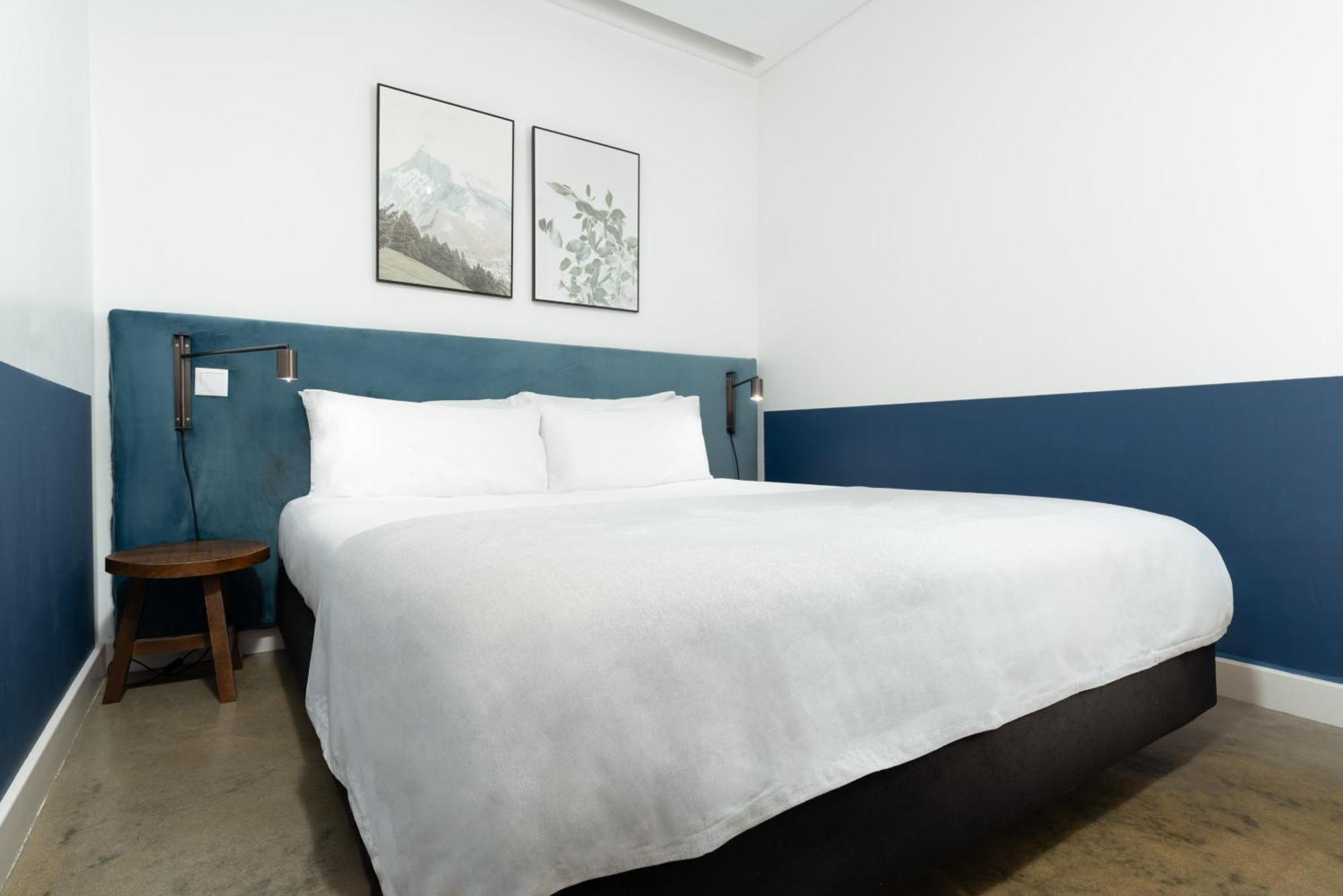 Limehome Lisbon Calcada Do Cardeal מראה חיצוני תמונה