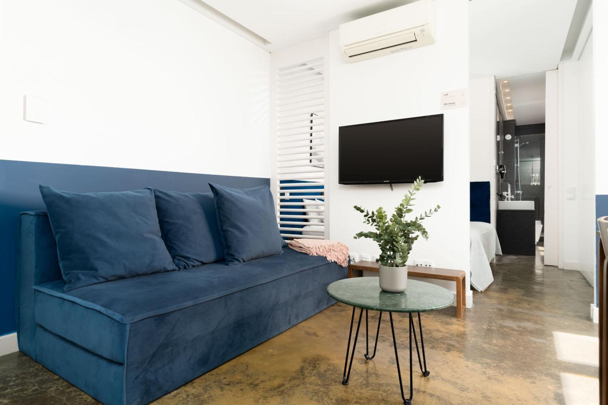 Limehome Lisbon Calcada Do Cardeal מראה חיצוני תמונה